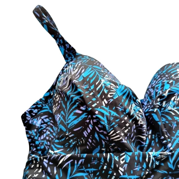 40D Swim Top EUC ❤️ - Picture 2 of 6